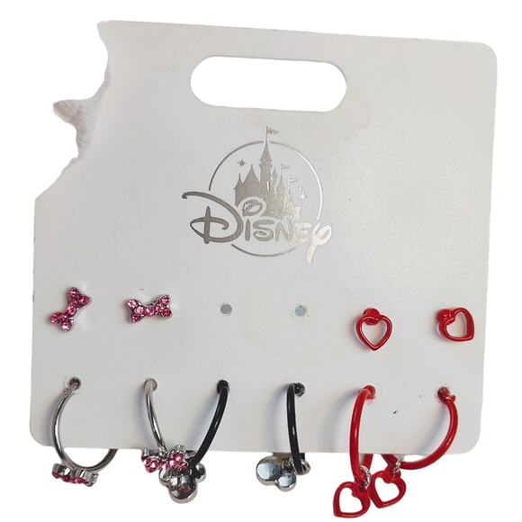 Disney Pack of Five Earrings Set - New in Package - Picture 1 of 8